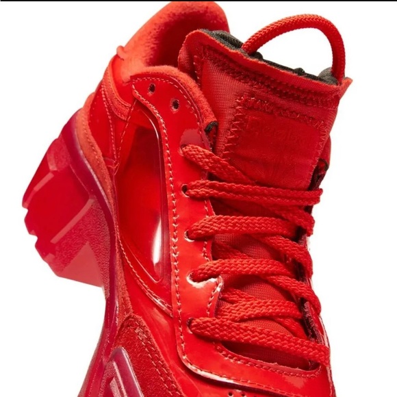 LIMITED EDITION Reebok Club C Cardi B INSTINCT RED Lifestyle Sneakers - Picture 2 of 12